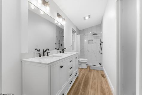 911 Richard Place Morgantown WV 26505