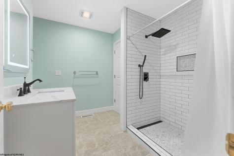 911 Richard Place Morgantown WV 26505