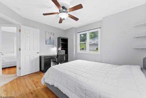 911 Richard Place Morgantown WV 26505