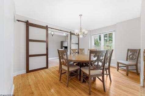 911 Richard Place Morgantown WV 26505