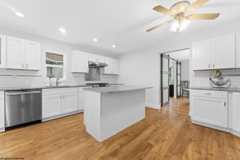 911 Richard Place Morgantown WV 26505