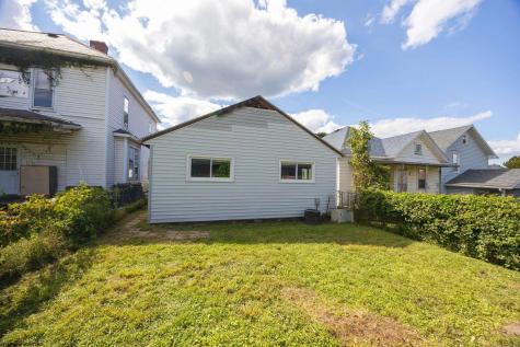 104 Summit Court Clarksburg WV 26301