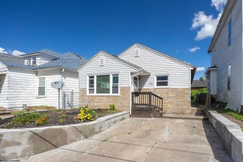 104 Summit Court Clarksburg WV 26301