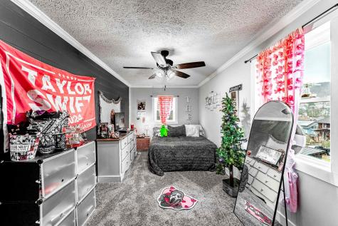 212 Carpenter Street Clarksburg WV 26301