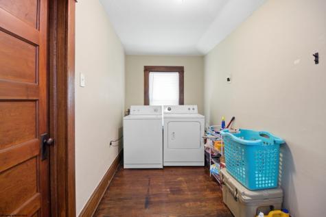 227 Maple Avenue Bridgeport WV 26330