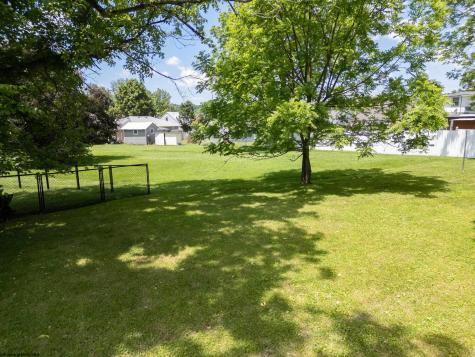 227 Maple Avenue Bridgeport WV 26330