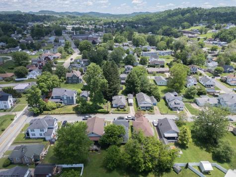 227 Maple Avenue Bridgeport WV 26330
