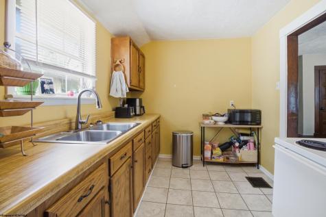 227 Maple Avenue Bridgeport WV 26330