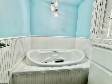 1 Pinnacle Peak Lane Fairmont WV 26554