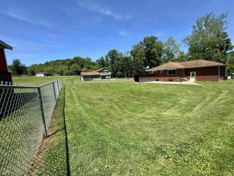 316 Hickory Lane Weston WV 26452