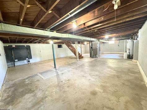 316 Hickory Lane Weston WV 26452