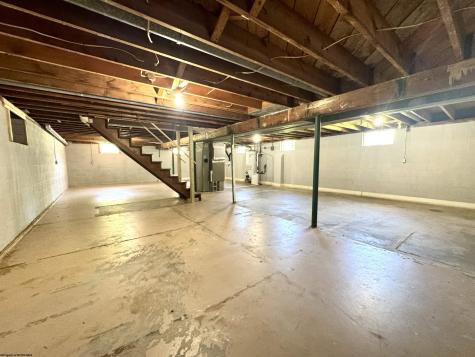 316 Hickory Lane Weston WV 26452