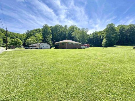 316 Hickory Lane Weston WV 26452