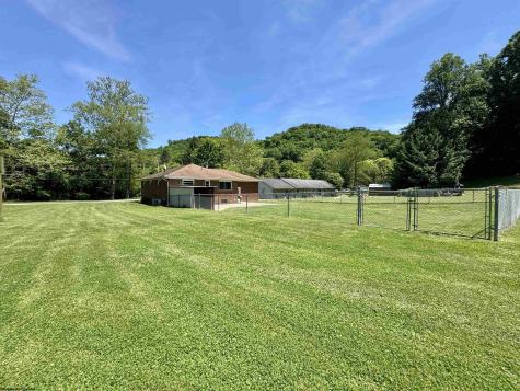 316 Hickory Lane Weston WV 26452