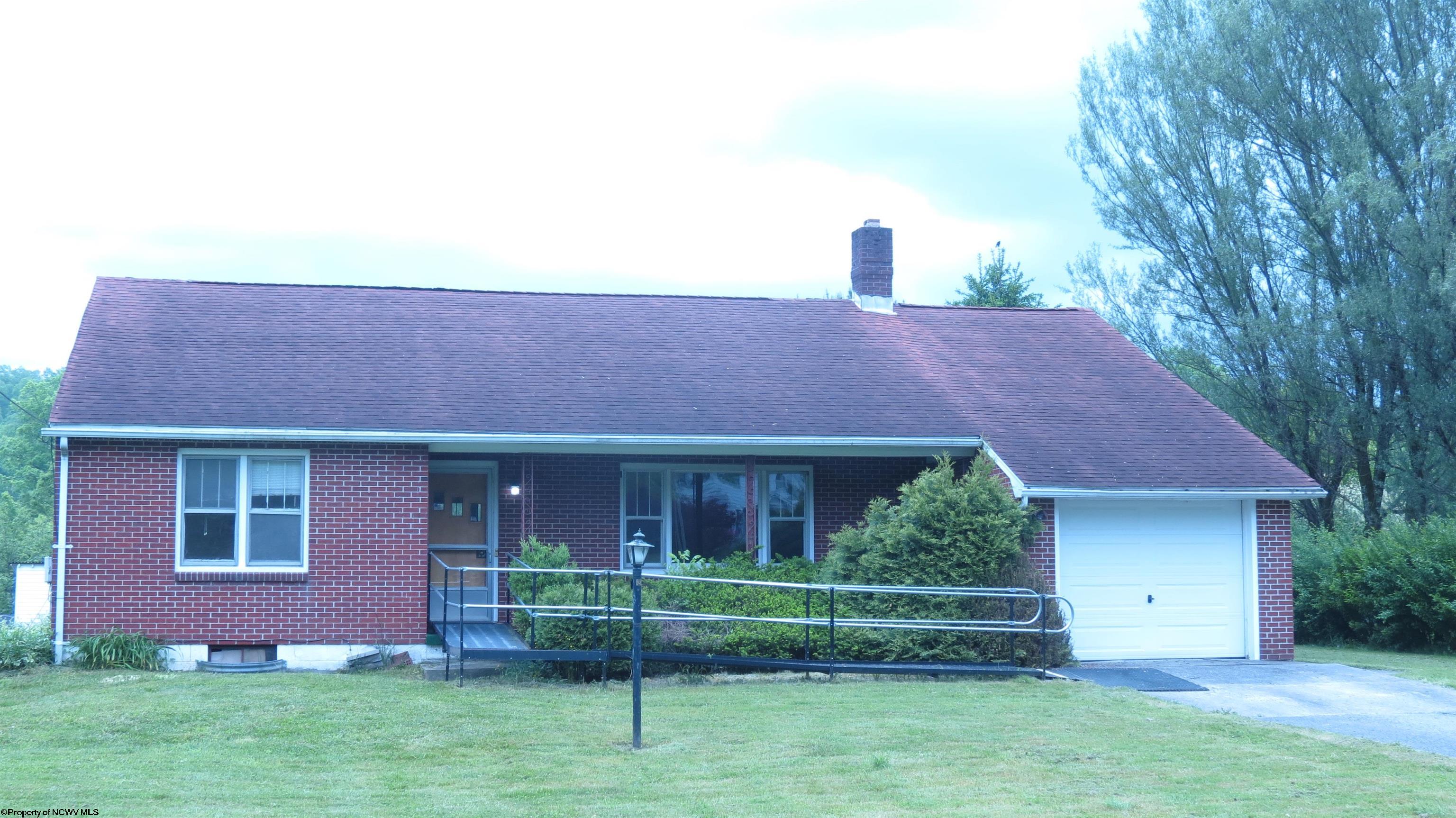 1782 Parsons Road Montrose WV 26283-7069