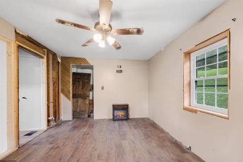 146 Hecks Run Road Fairmont WV 26554