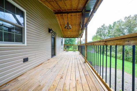 146 Hecks Run Road Fairmont WV 26554