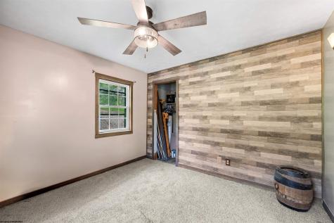 146 Hecks Run Road Fairmont WV 26554