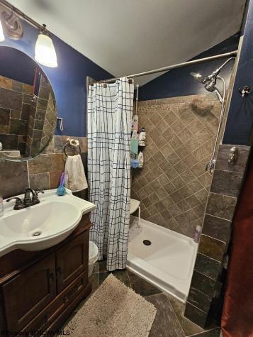 607 S Pike Street Shinnston WV 26431