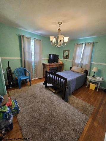 607 S Pike Street Shinnston WV 26431