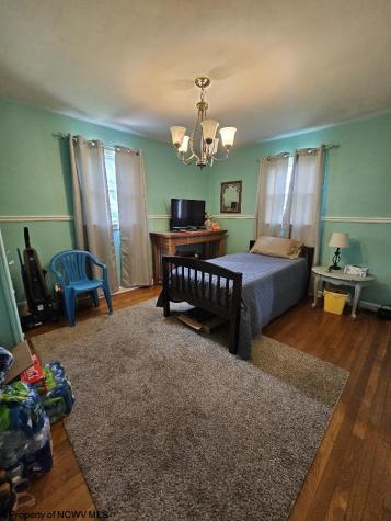 607 S Pike Street Shinnston WV 26431