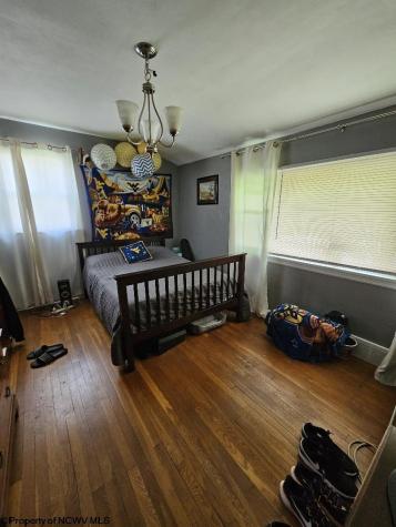 607 S Pike Street Shinnston WV 26431