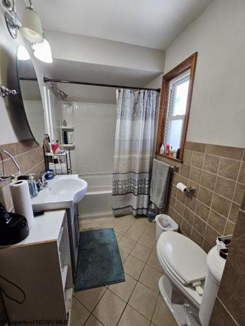 607 S Pike Street Shinnston WV 26431