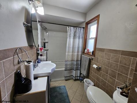 607 S Pike Street Shinnston WV 26431