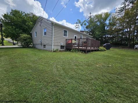 607 S Pike Street Shinnston WV 26431