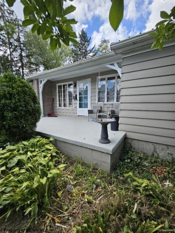 607 S Pike Street Shinnston WV 26431