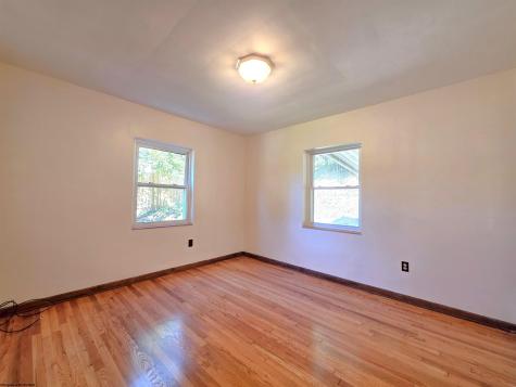 1231 College Park Fairmont WV 26554