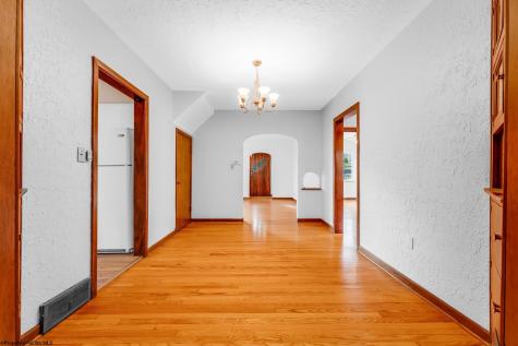 1231 College Park Fairmont WV 26554