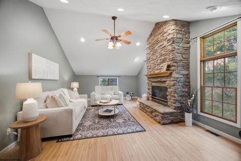 257 Thorn Stop Circle Clarksburg WV 26301