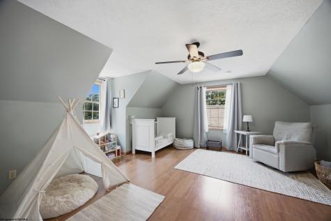 257 Thorn Stop Circle Clarksburg WV 26301