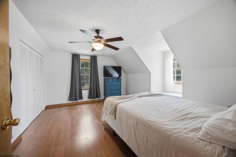 257 Thorn Stop Circle Clarksburg WV 26301