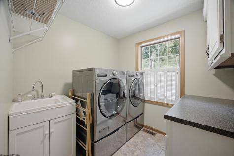257 Thorn Stop Circle Clarksburg WV 26301