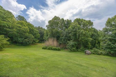 257 Thorn Stop Circle Clarksburg WV 26301
