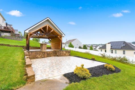 702 Slaton Lane Morgantown WV 26508