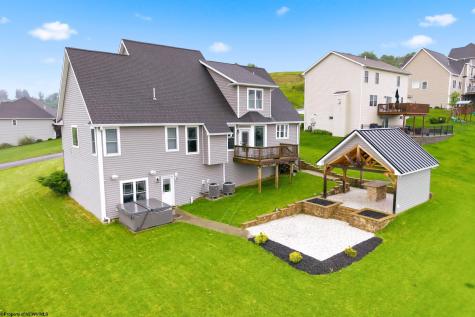 702 Slaton Lane Morgantown WV 26508