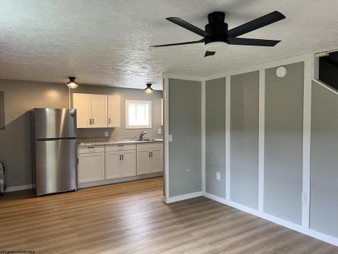 10 Linda Lane Elkins WV 26241
