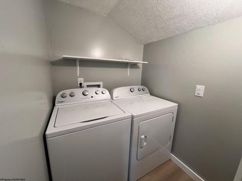 10 Linda Lane Elkins WV 26241