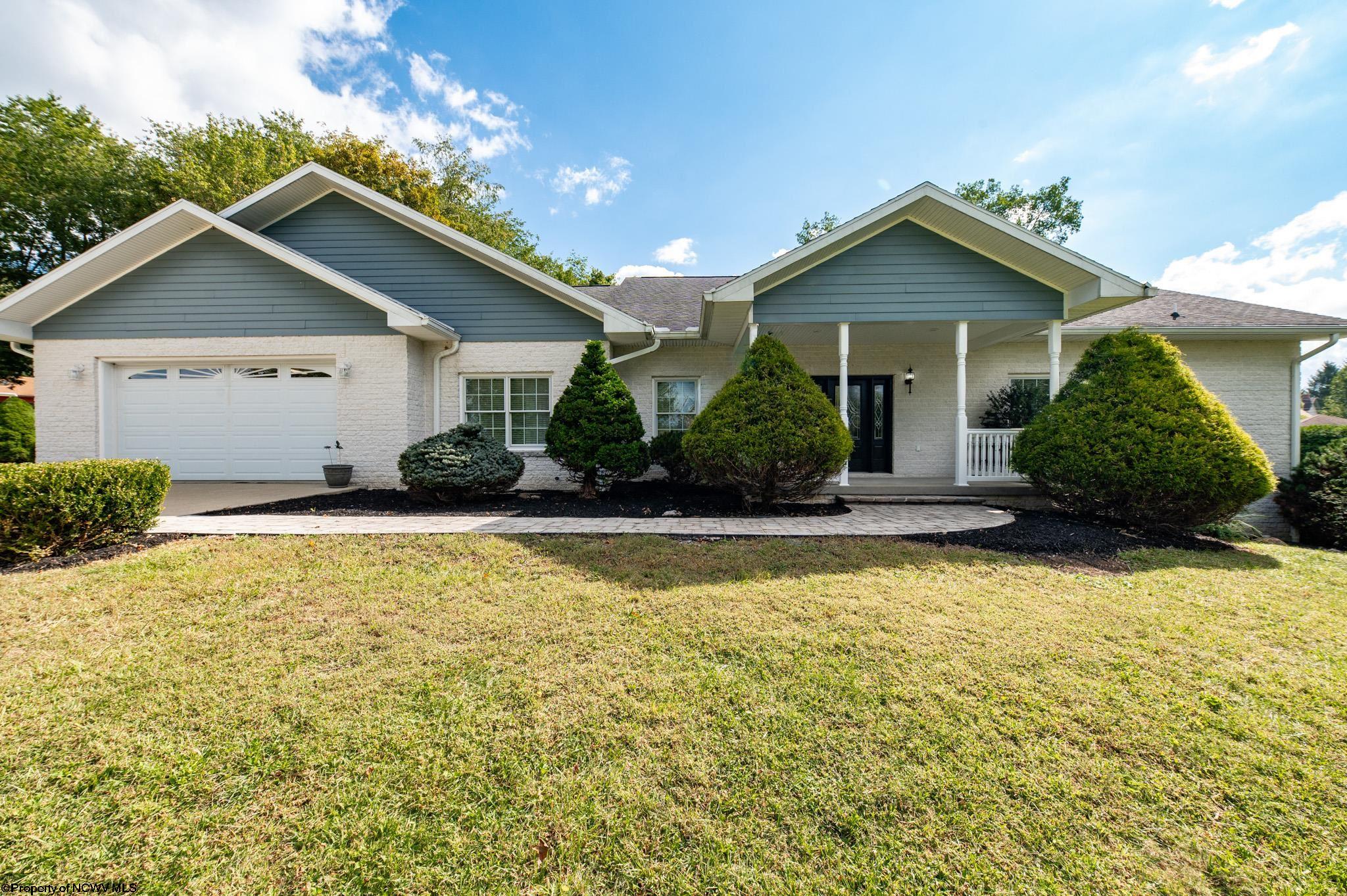 262 Deerfield Circle Kingwood WV 26537