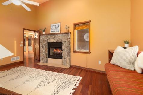 18 Catbird Lane Terra Alta WV 26764