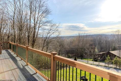 18 Catbird Lane Terra Alta WV 26764