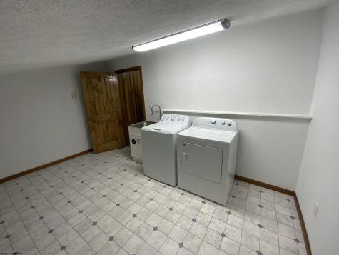 183 Glade Meadow Avenue Albright WV 26519-7479