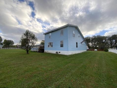 183 Glade Meadow Avenue Albright WV 26519-7479