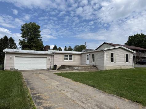 189 Grove Avenue Reedsville WV 26547