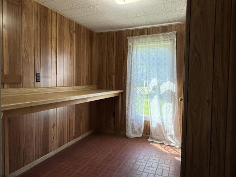 189 Grove Avenue Reedsville WV 26547