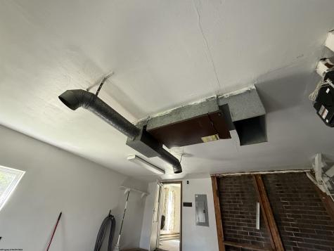 189 Grove Avenue Reedsville WV 26547