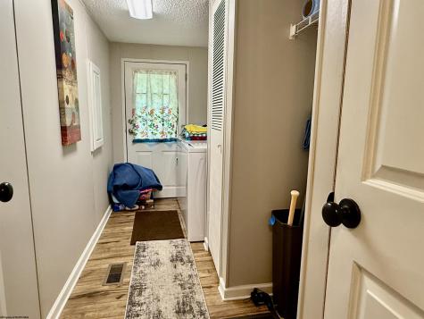 145 Scott Drive Grafton WV 26354